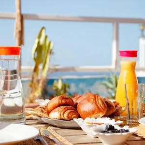 hola-surf-morocco.agadirhotels.org/